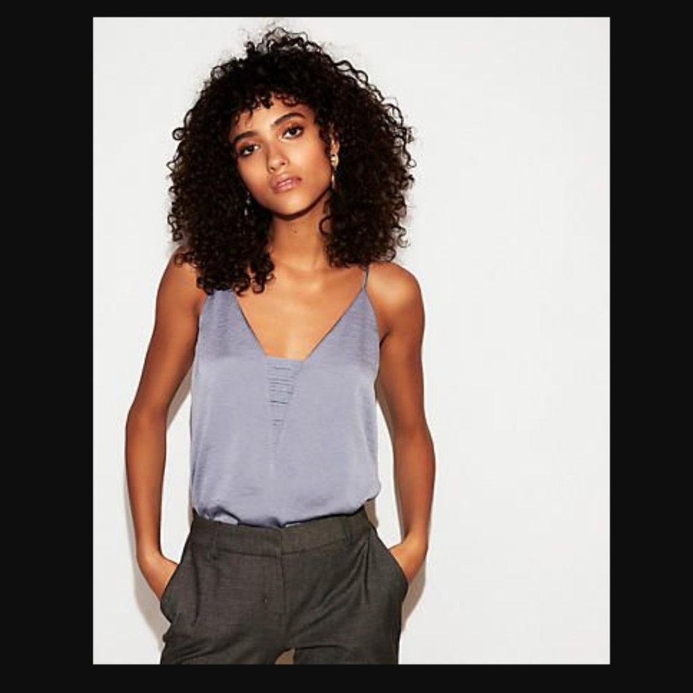 Express Bar Front Downtown Cami